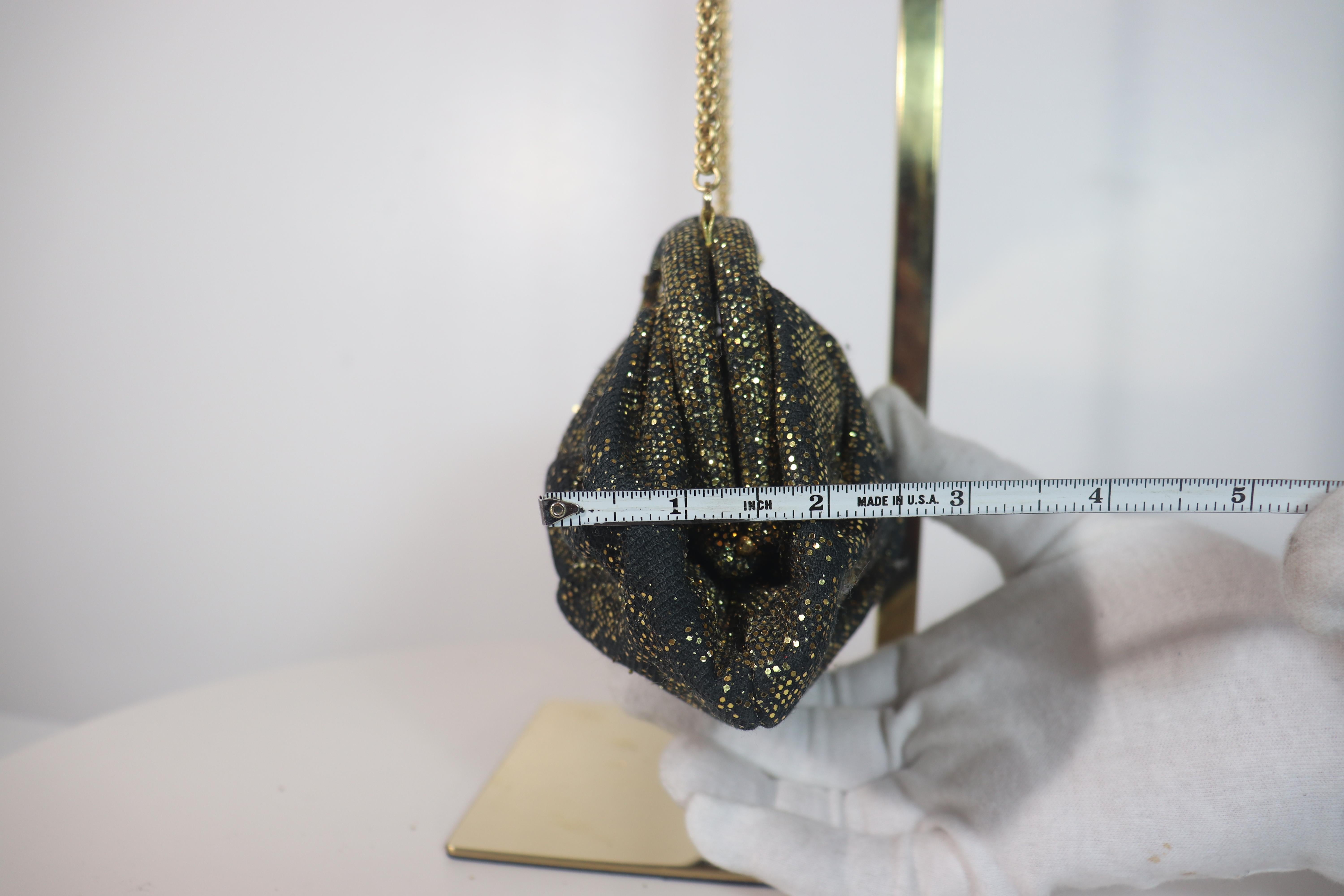 CHANEL Bolso de Noche Vintage Oro Negro Purpurina con Correa de Cadena en venta 1