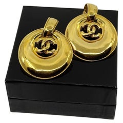 Chanel Vintage Gold CC Crescent Hoop Dangle Clip On Earrings