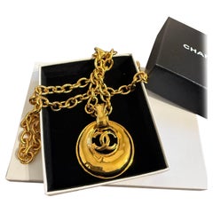 CHANEL Antique Gold CC Crescent Pendant Chain Necklace