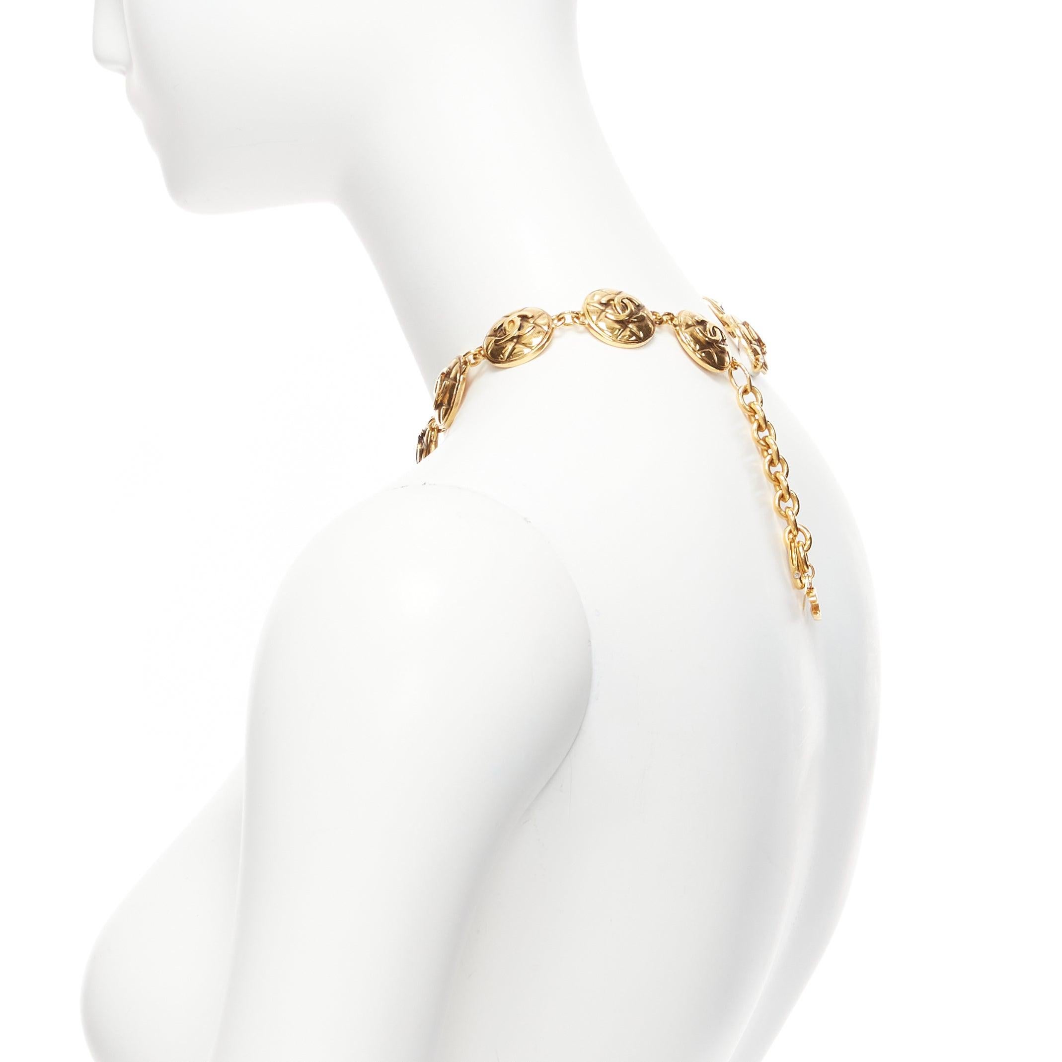 CHANEL Vintage gold CC diamond matelasse coin charm choker necklace In Good Condition For Sale In Hong Kong, NT
