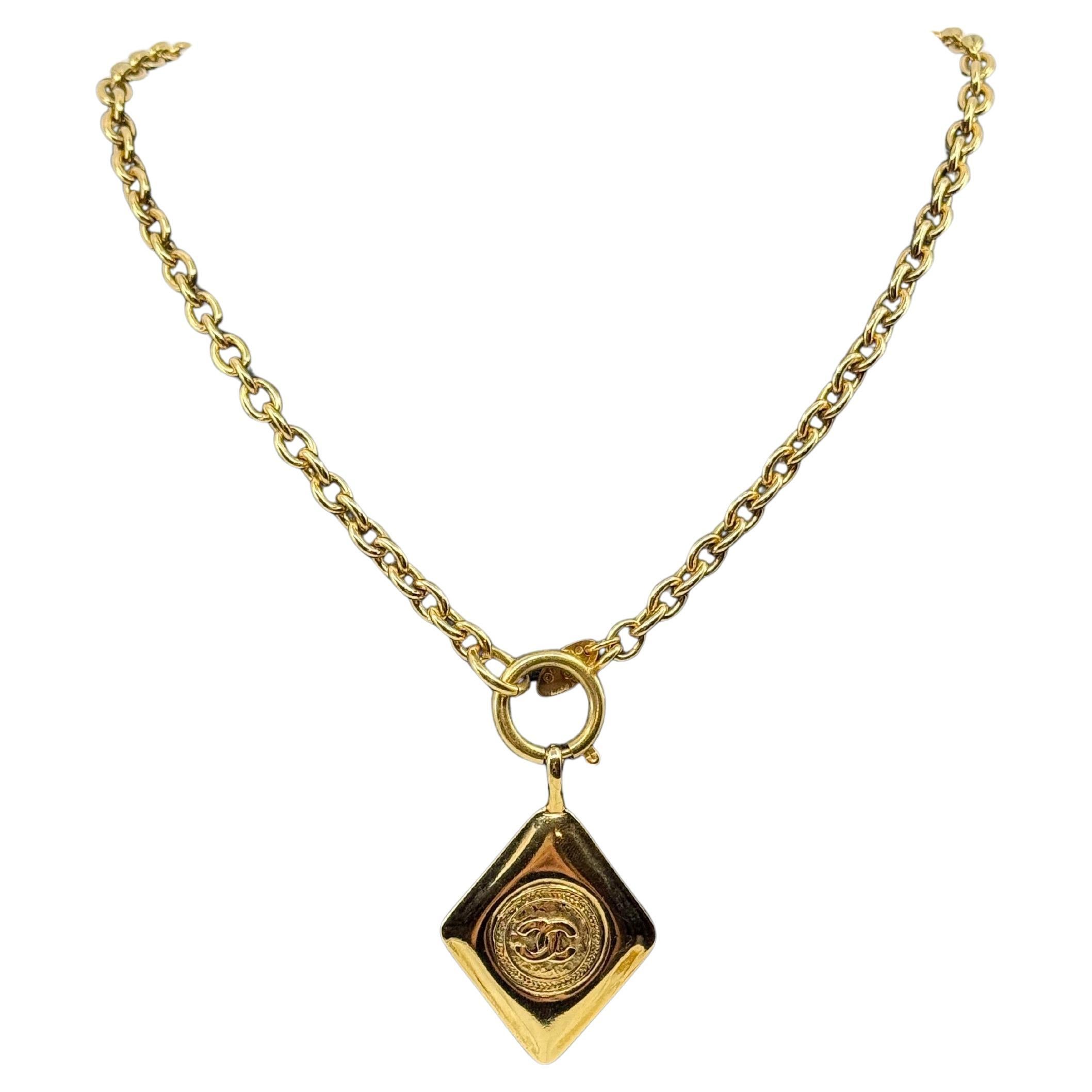 CHANEL Vintage Gold CC Diamond Shape Pendant Necklace