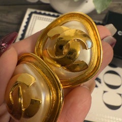 CHANEL Vintage Gold CC Faux Pearl Clip On Earrings