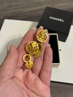 Chanel Vintage Gold CC Heart Floral Dangle Clip On Earrings