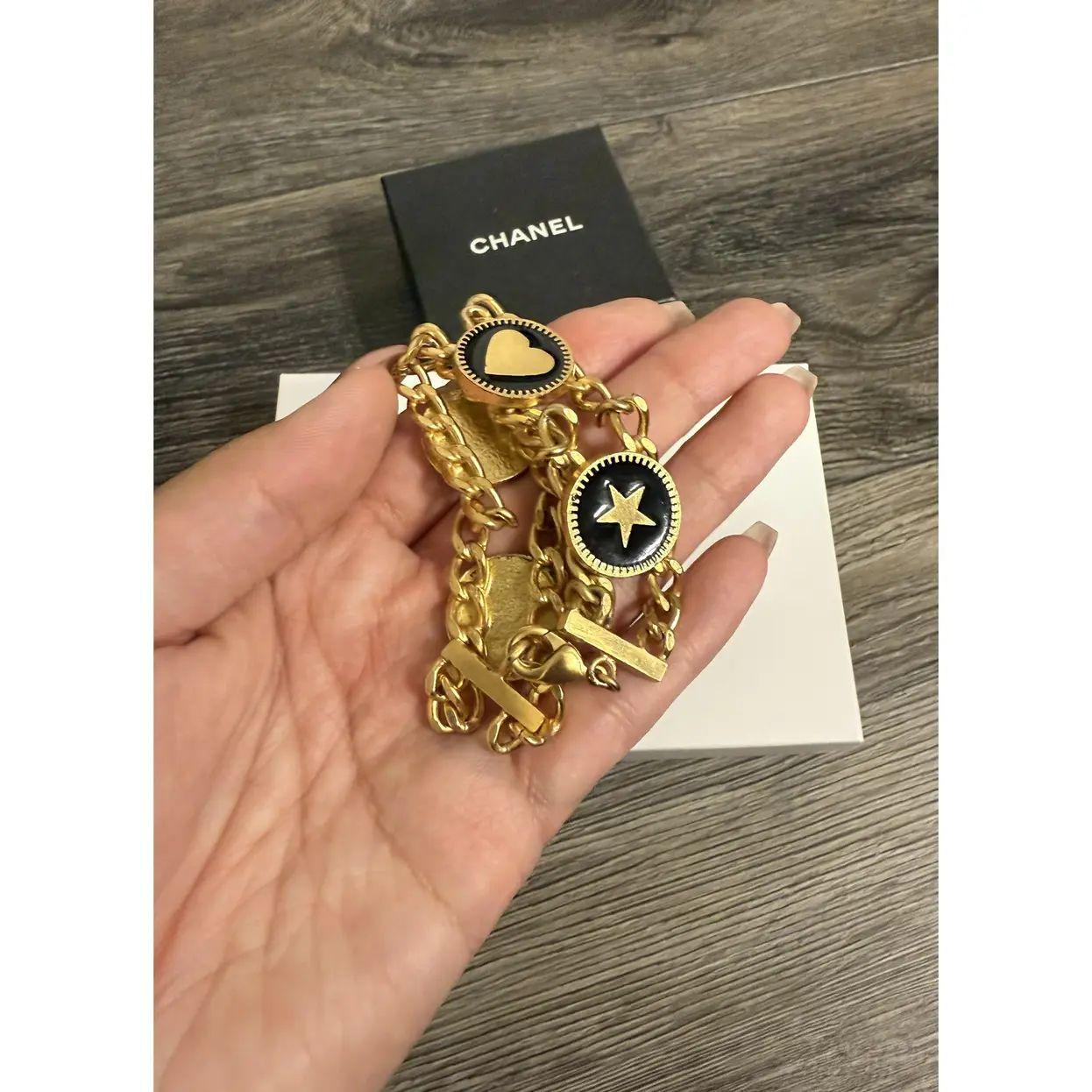 Women's or Men's Chanel Vintage Gold CC Heart Star Black Coin Bracelet, circa 2001 For Sale