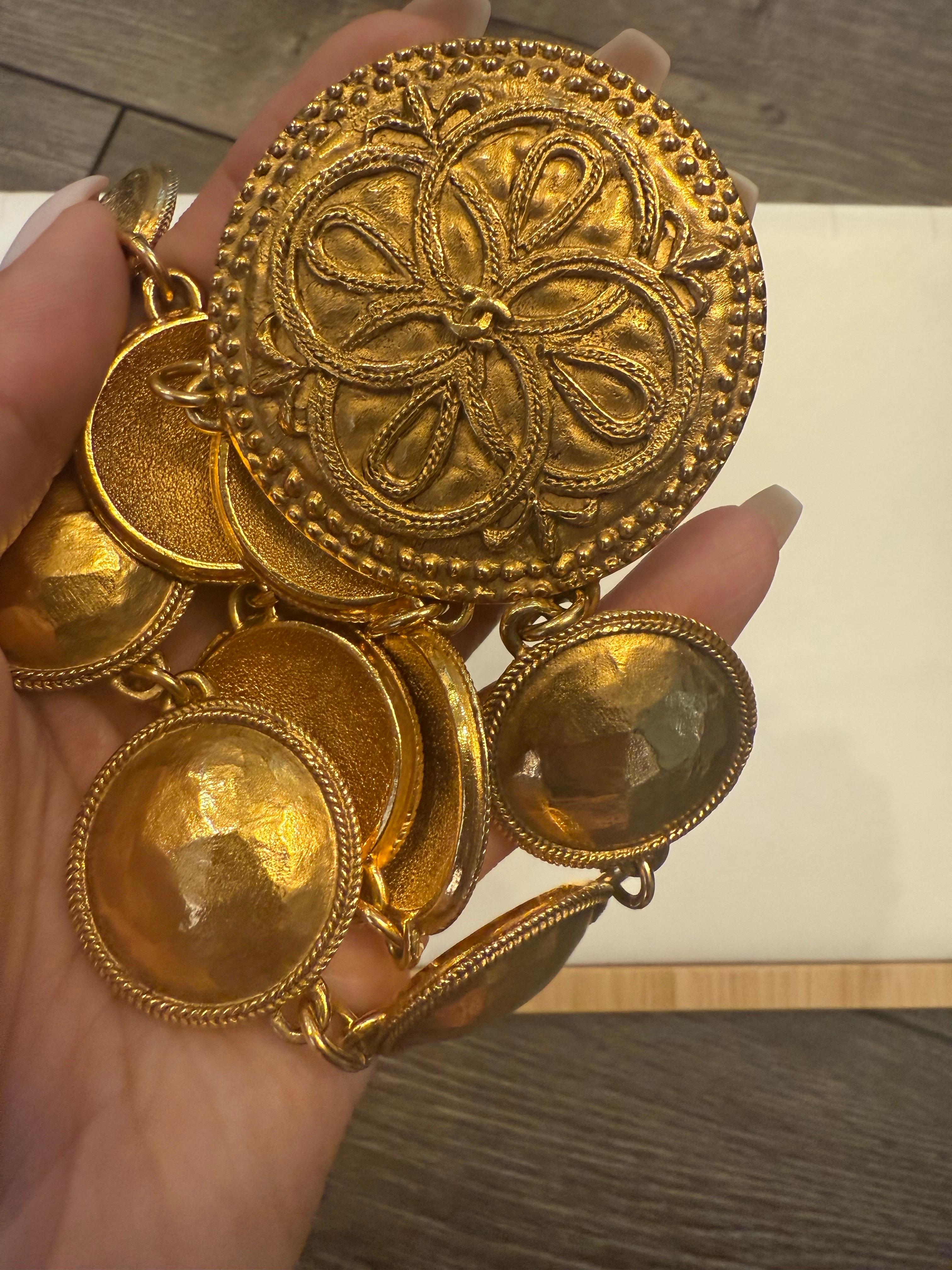 Chanel Vintage Gold CC Logo Flower Medallion Collar Statement Necklace For Sale 6