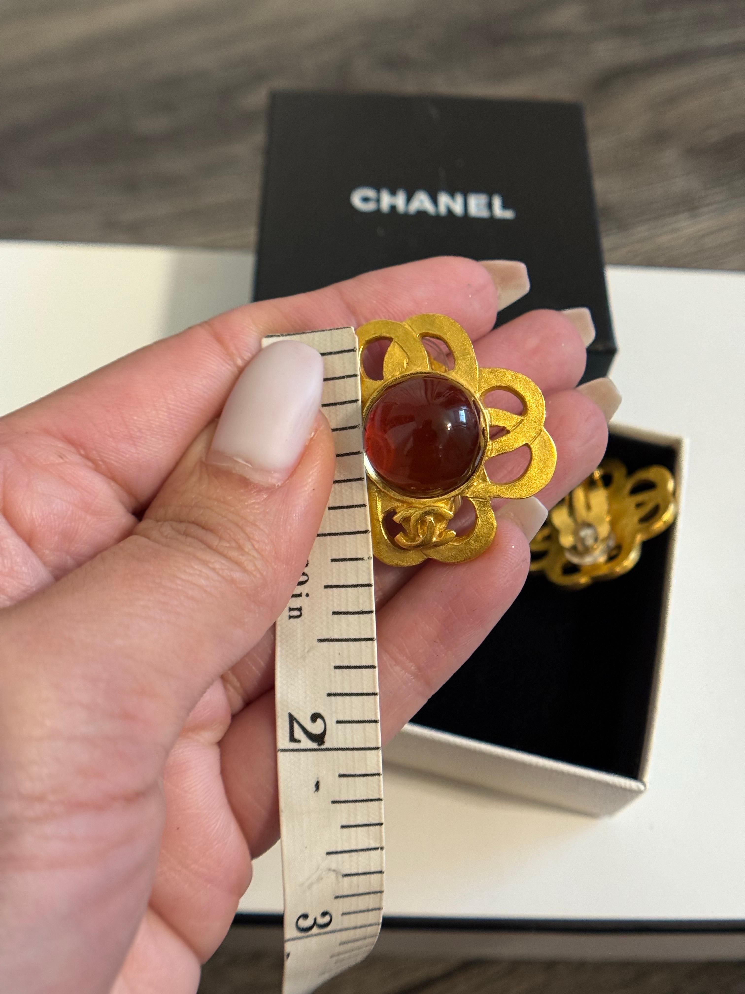 Chanel Vintage Gold CC Logo Rot Gripoix Clip On Statement Ohrringe im Angebot 4