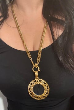 Chanel Vintage Gold CC Logos Magnifying Glass Pendant Necklace