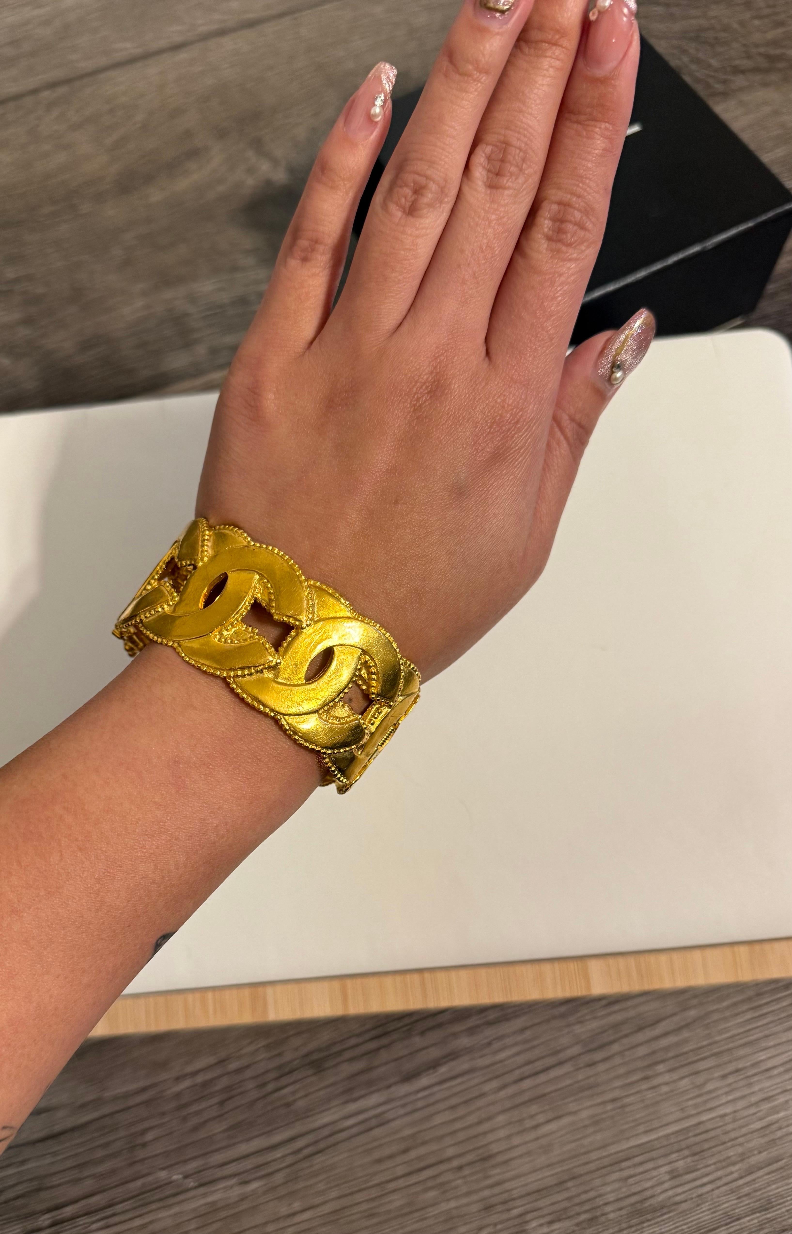 Women's or Men's CHANEL Vintage Gold CC Logos Statement Bracelet, 1996 For Sale