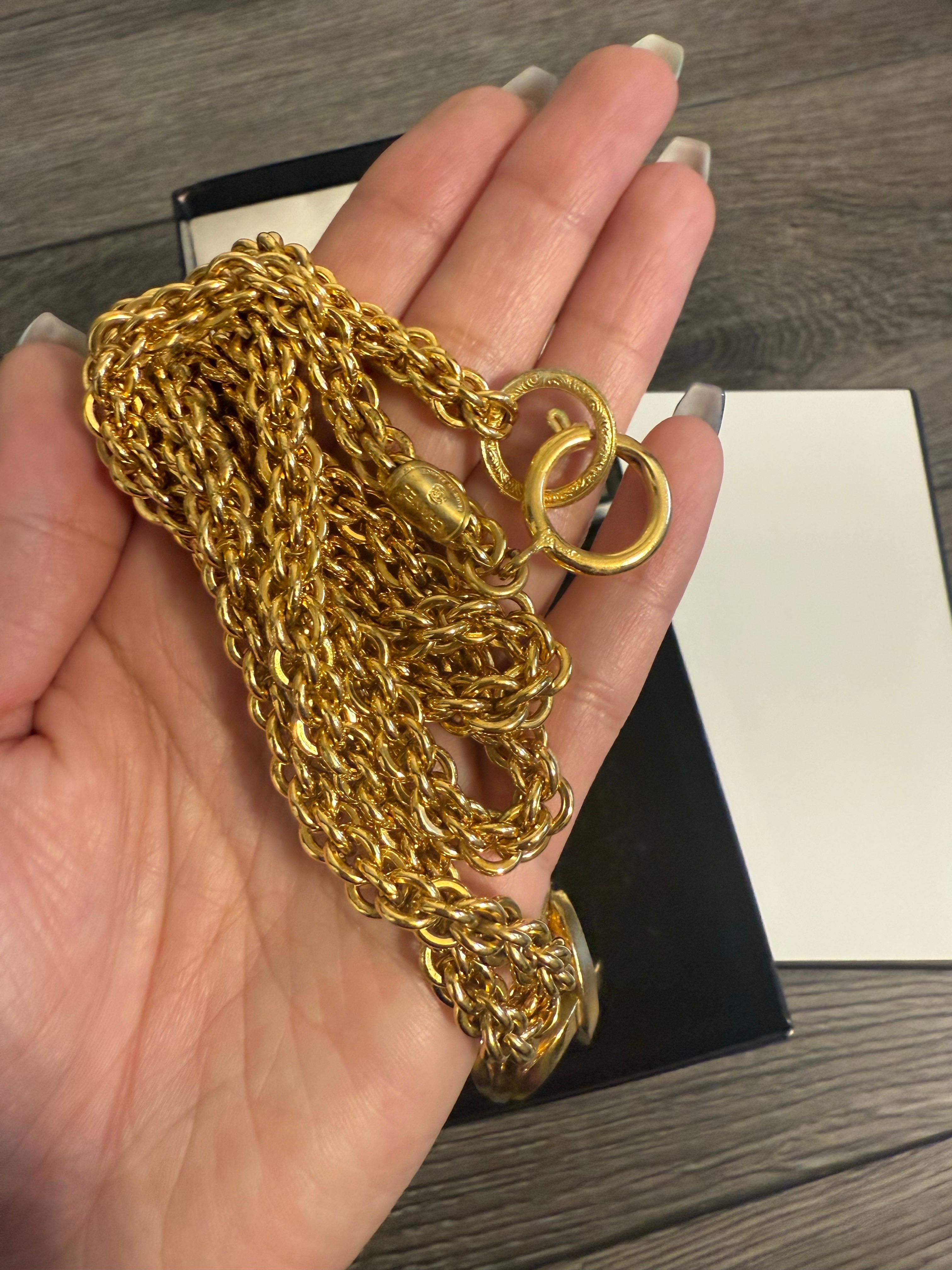 Chanel Vintage Gold CC Sphere Anhänger Kette Halskette im Angebot 5