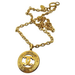 CHANEL Vintage Gold CC Sunburst Chain Pendant Necklace