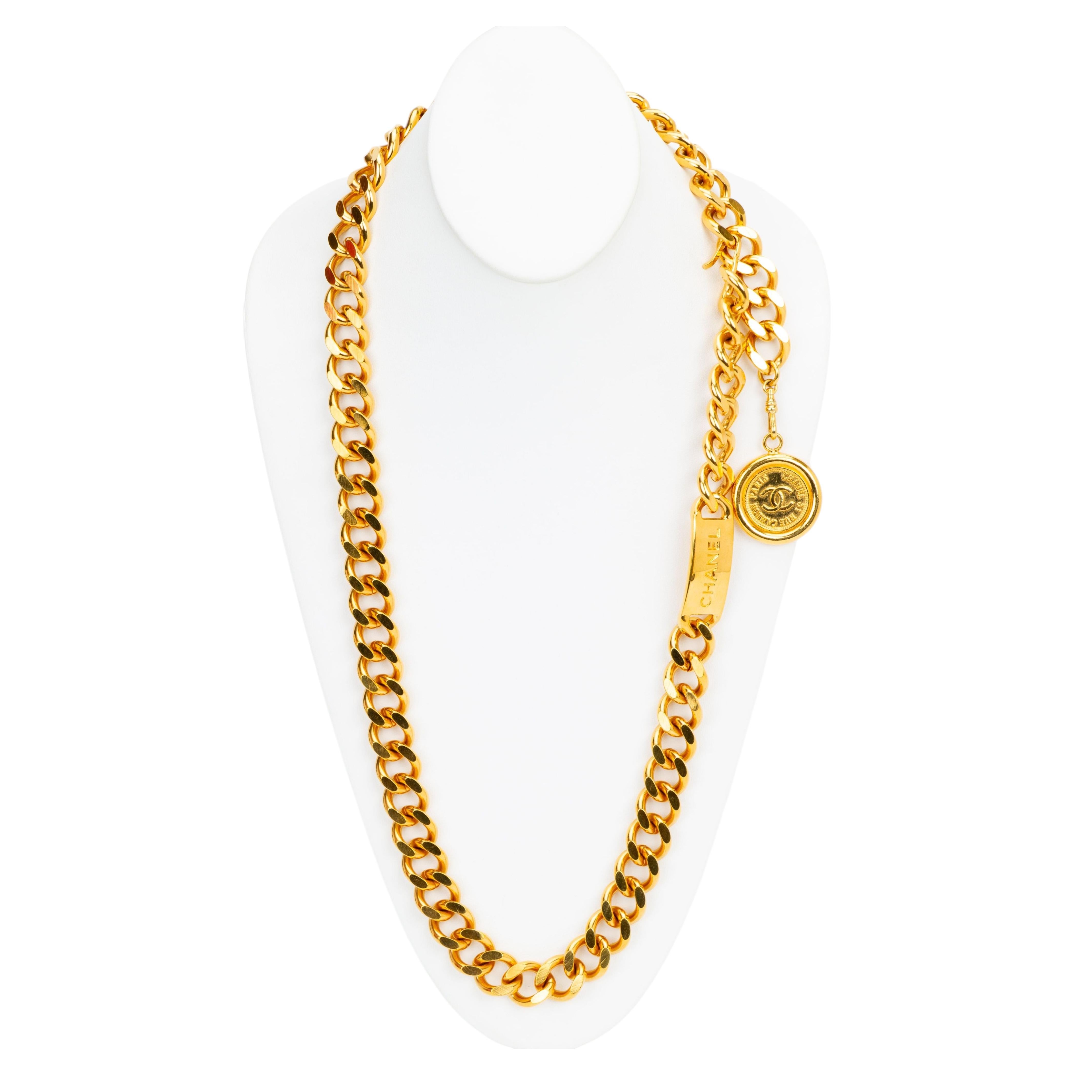 Ceinture/collier Chanel Vintage en pièces de monnaie dorées en vente