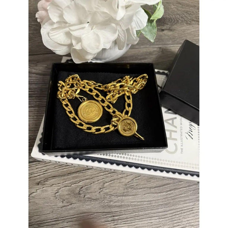 Chanel CC Logo 31 Rue Cambon Paris Chain Belt Plate Gold Plated CHANEL | Accessories | Chanel Cc Logo Vintage Chain Belt  main image 3
