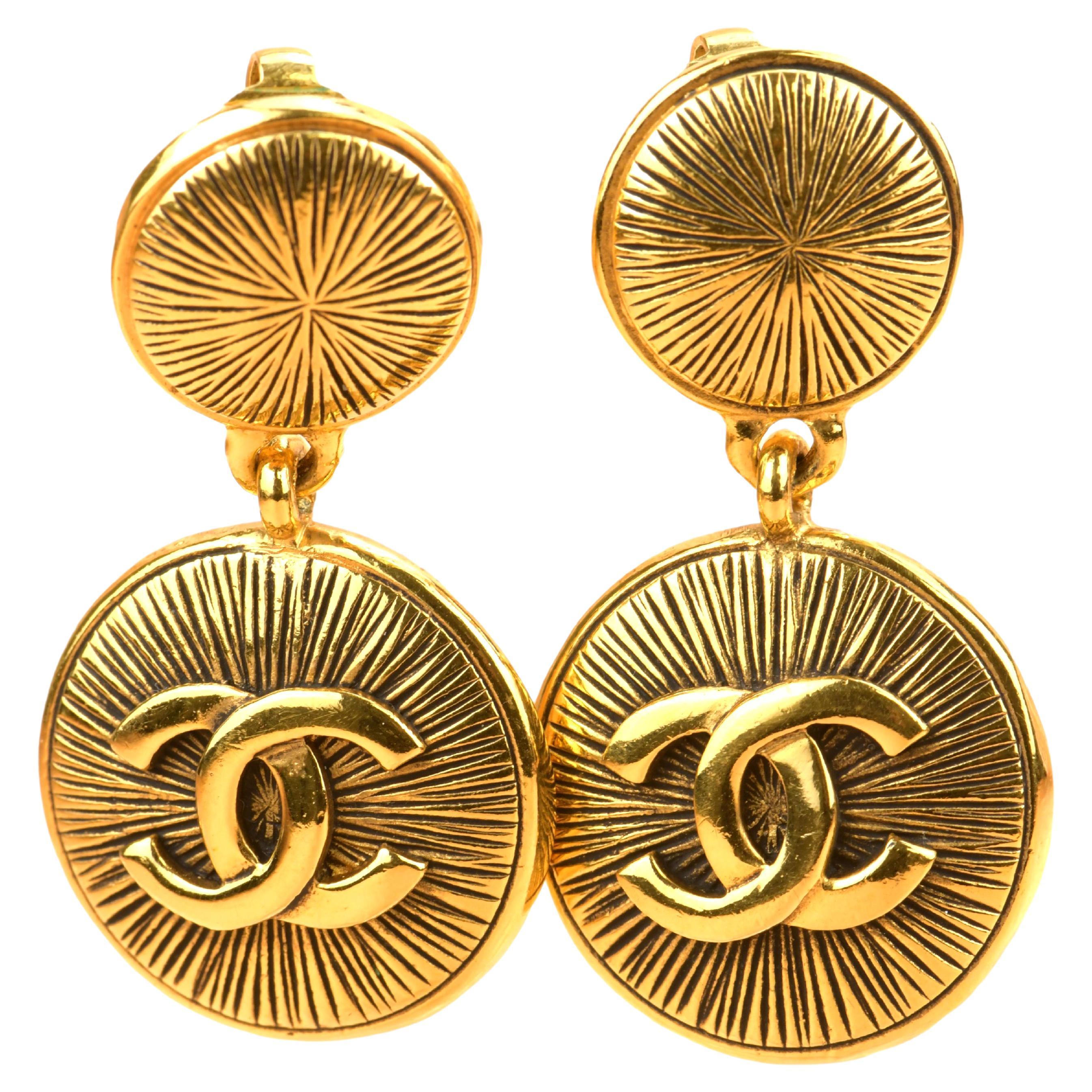 CHANEL Vintage Gold Coin Dangle Clip-On Earrings For Sale at 1stDibs |  chanel clip on earrings, chanel coin earrings, chanel vintage earrings gold