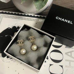 CHANEL‎ Vintage Gold Crystal CC Pearl Dangle Earrings
