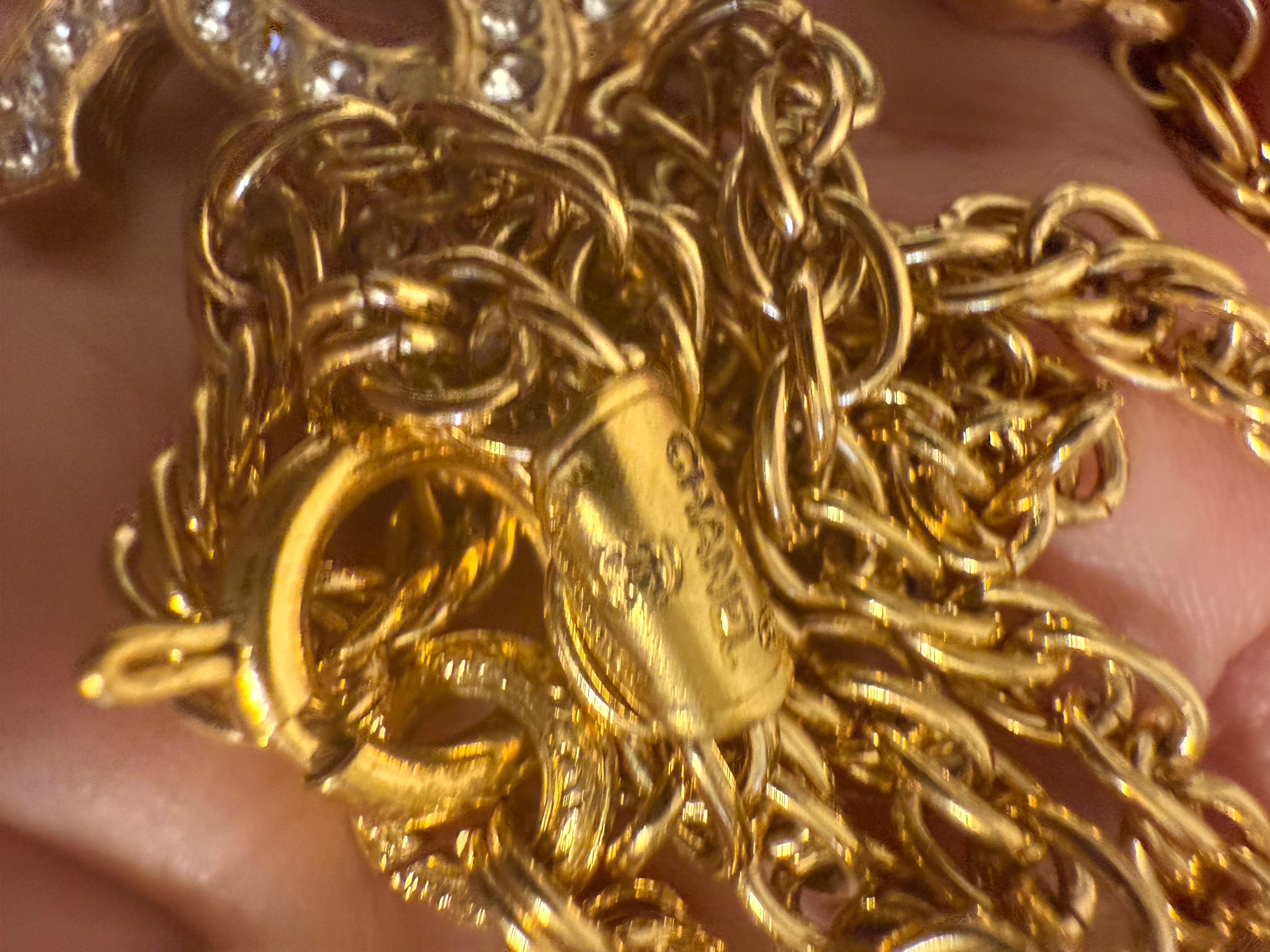 CHANEL Vintage Gold Crystal CC Anhänger Halsband Halskette im Angebot 5