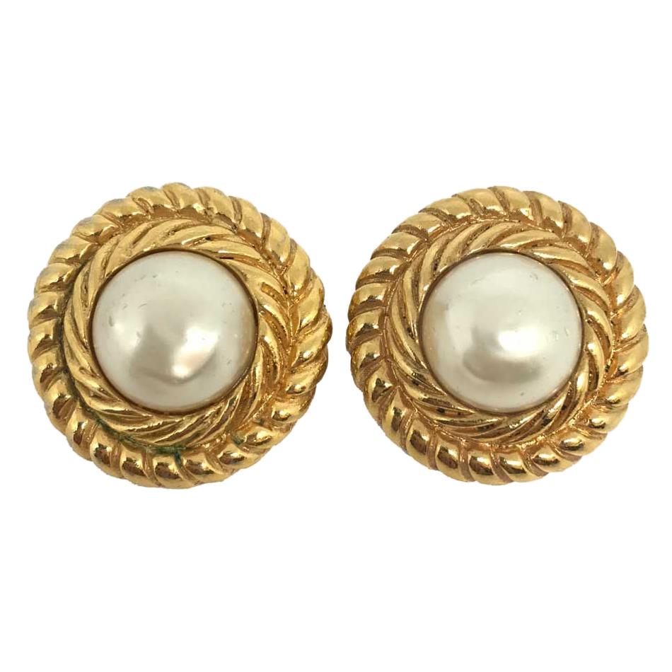 CHANEL Vintage Gold Earrings For Sale