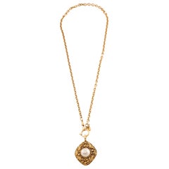 Chanel Antique Gold Faux Pearl Diamond Pendant Chain Necklace