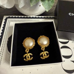CHANEL Vintage Gold Faux Pearl Textured CC Dangle Clip On‎ Earrings