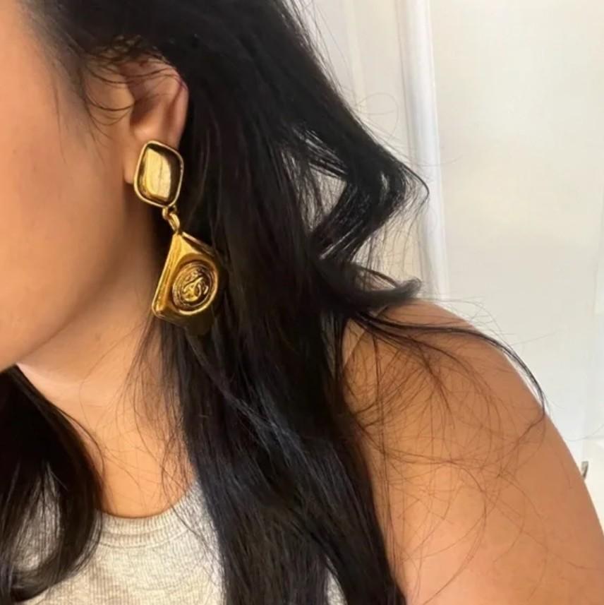 Chanel Vintage Gold Large Diamond CC Logo Drop Clip On Earrings, circa 1980s For Sale 7