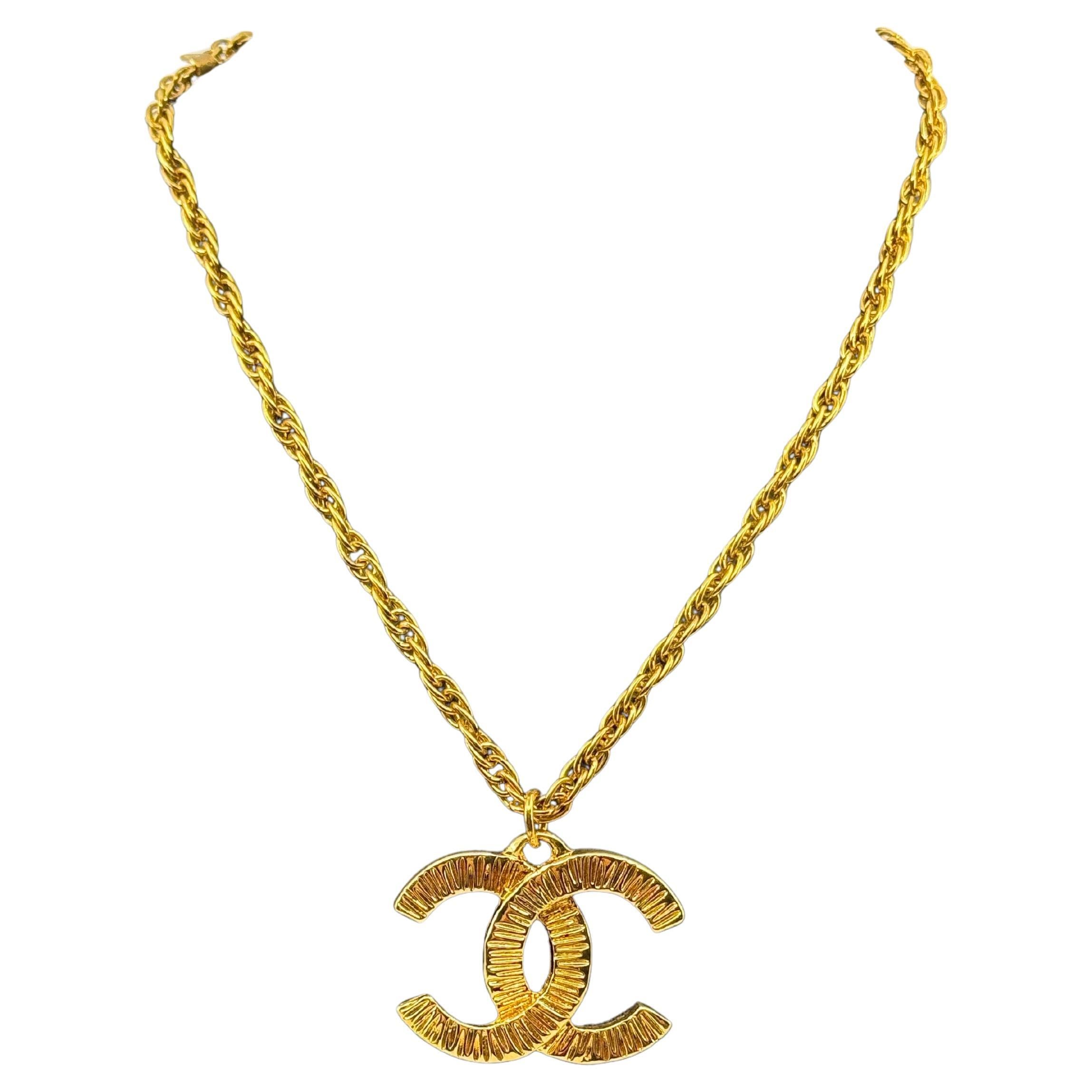 CHANEL Vintage Oro Grande Collana a Catena con Dichiarazione CC