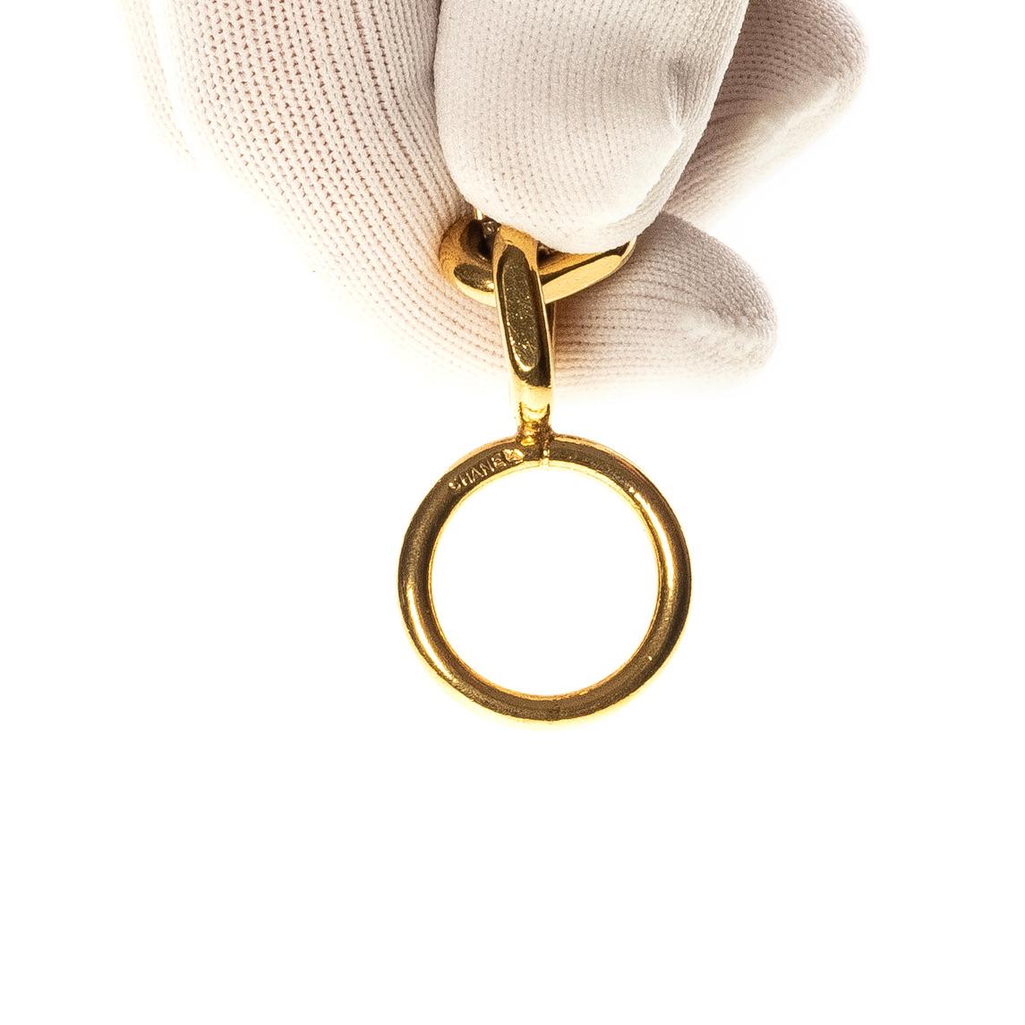 Chanel Vintage Gold Glücksbringer-Armband für Damen oder Herren im Angebot