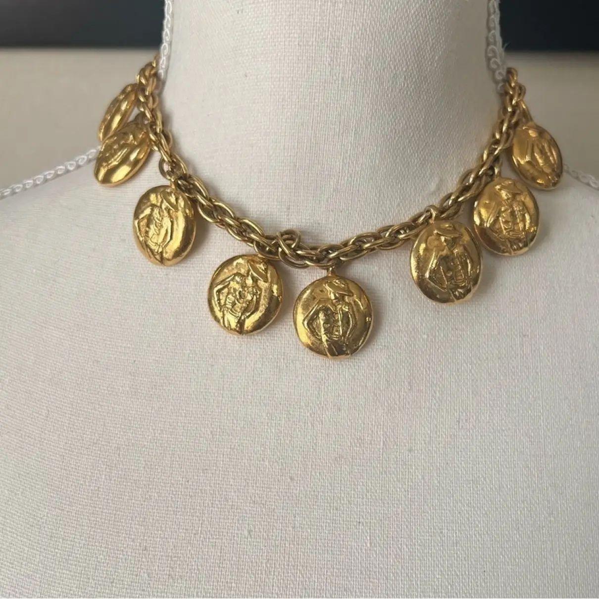 Chanel Vintage oro Mademoiselle Collana a girocollo con charme In condizioni buone in vendita a Bellevue, WA
