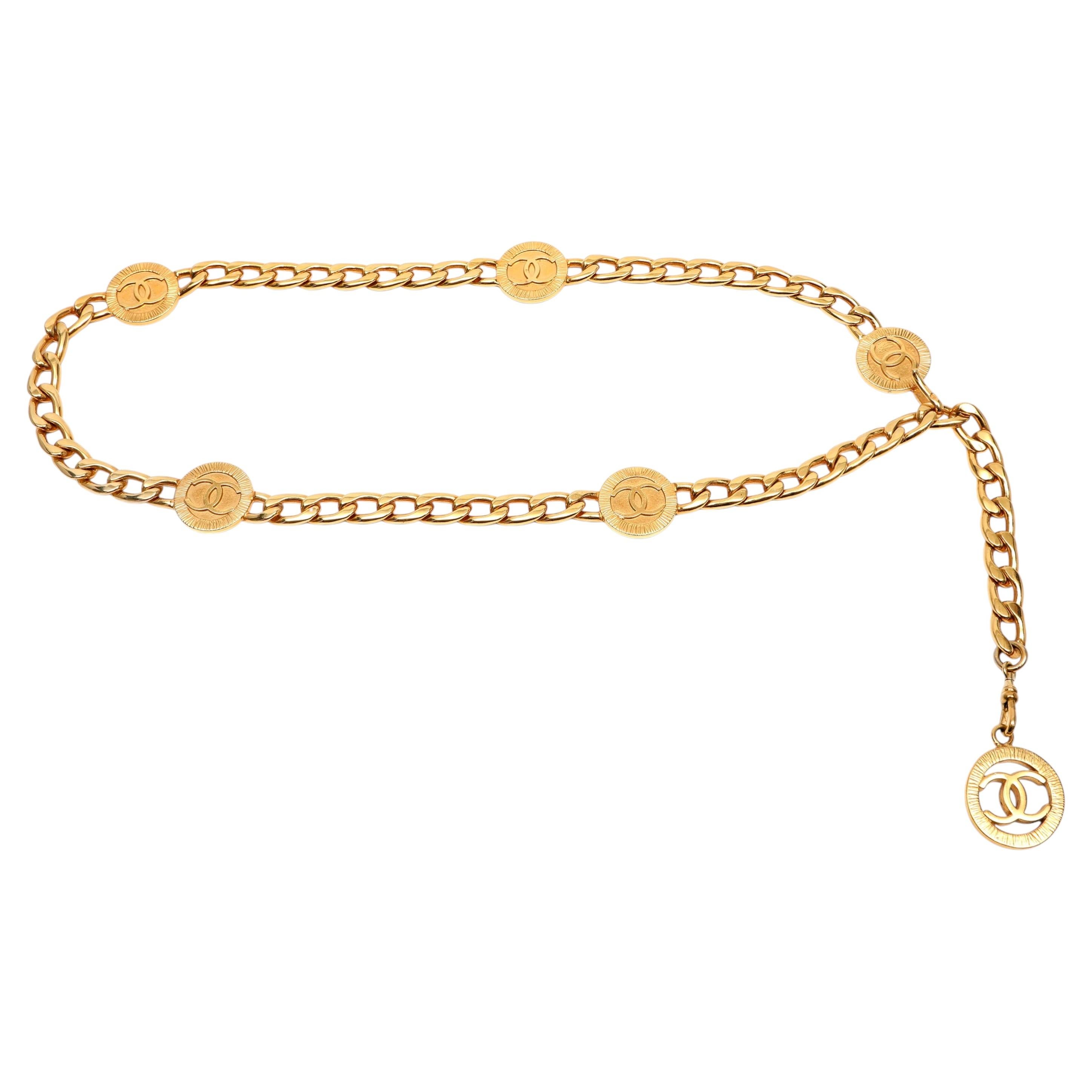 Chanel Vintage Gold Medallion Chain-Link Belt