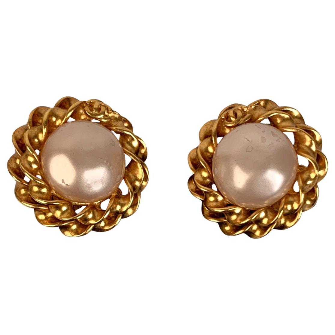 Chanel Vintage Gold Metal and Glass Pearls Clip On Earrings