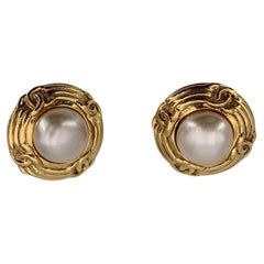 Chanel Vintage Gold Metal and Pearl Cabochon Round Clip On Earrings