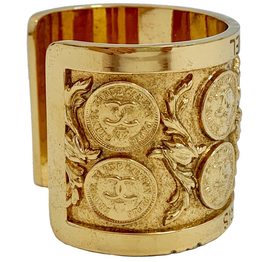 CHANEL Vintage Gold Metal Cuff 1