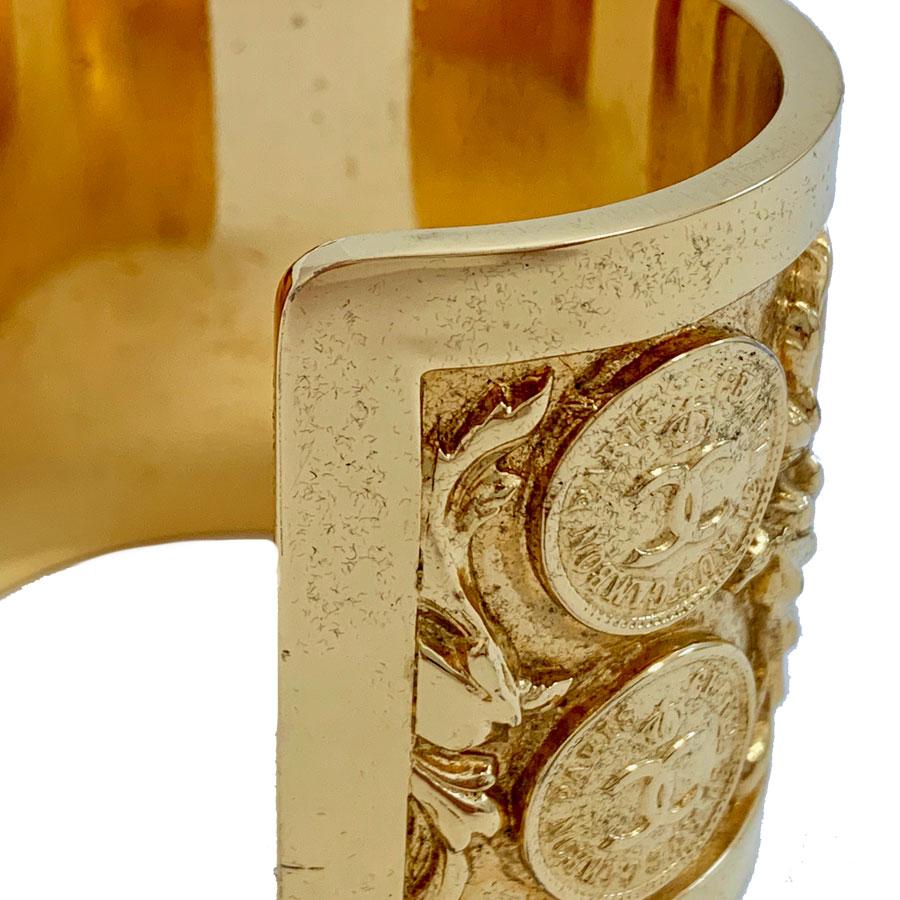 CHANEL Vintage Gold Metal Cuff 3