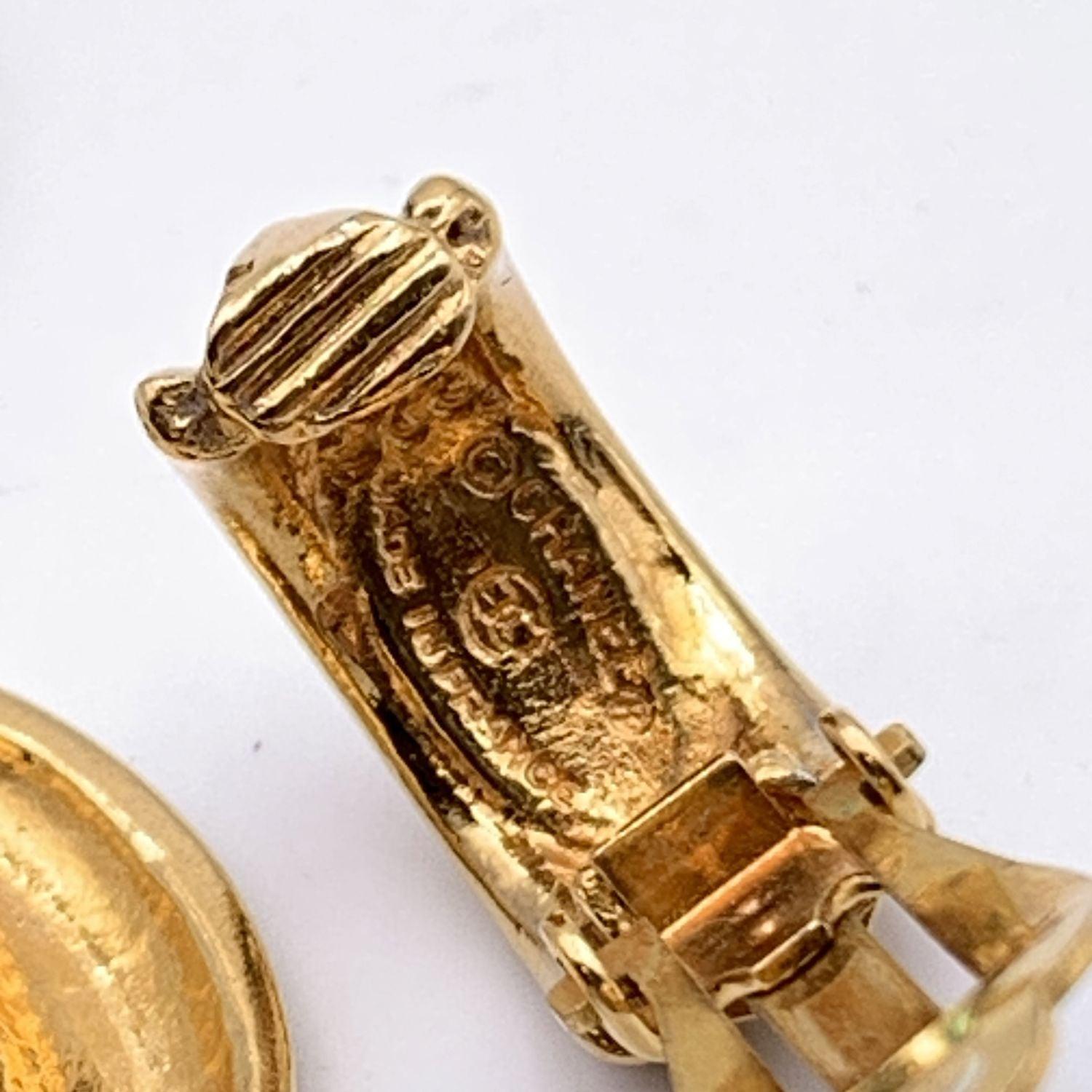 Women's Chanel Vintage Gold Metal Hoop Door Knocker Clip On Earrings