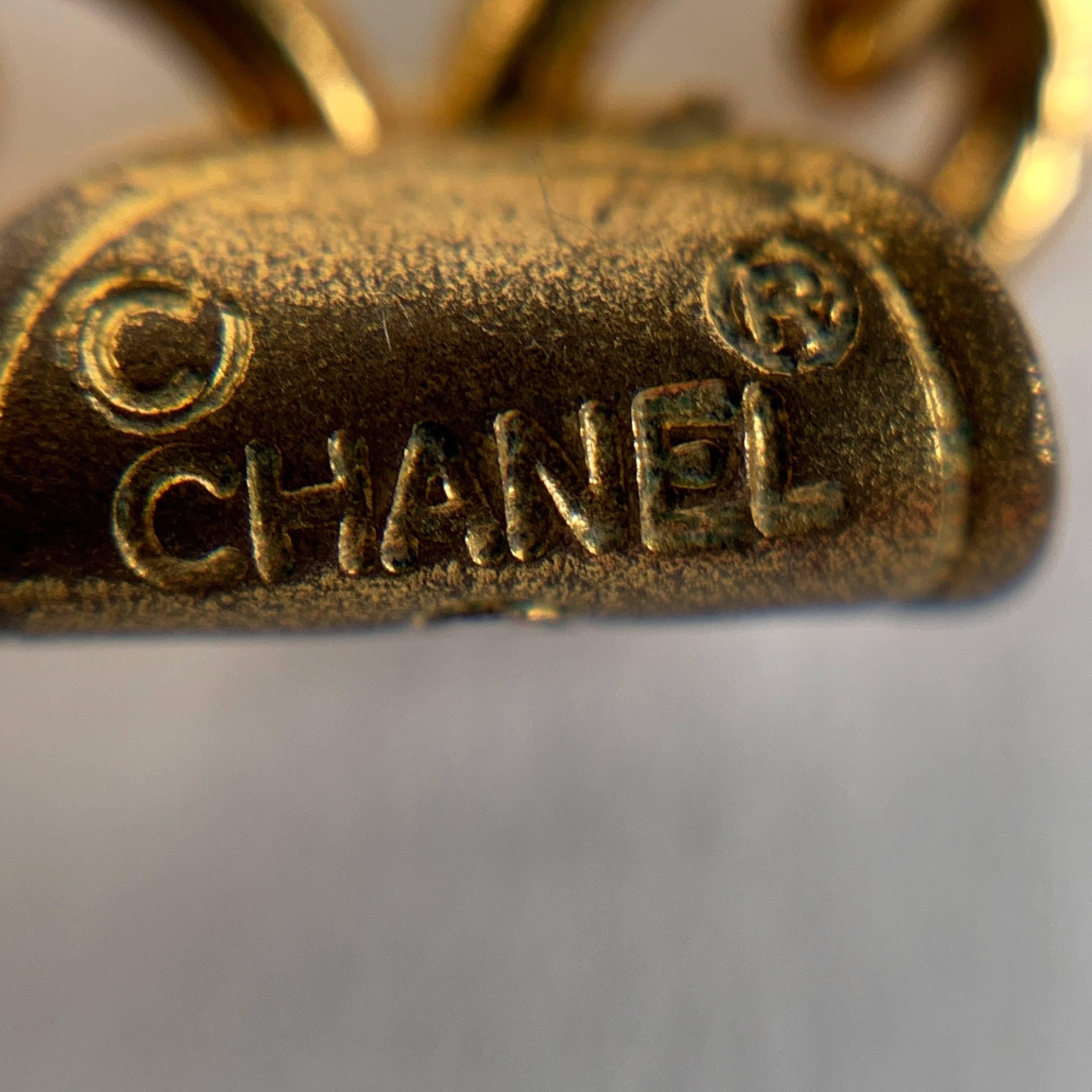 Chanel Vintage Gold Metal Quilted Necklace with Crystals 5