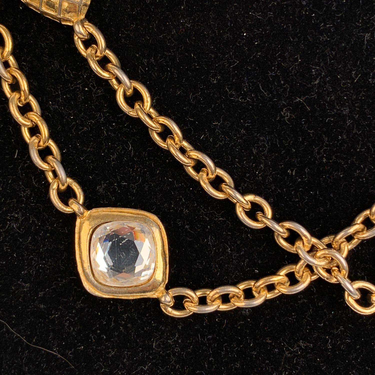 Chanel Vintage Gold Metal Quilted Necklace with Crystals In Good Condition In Rome, Rome