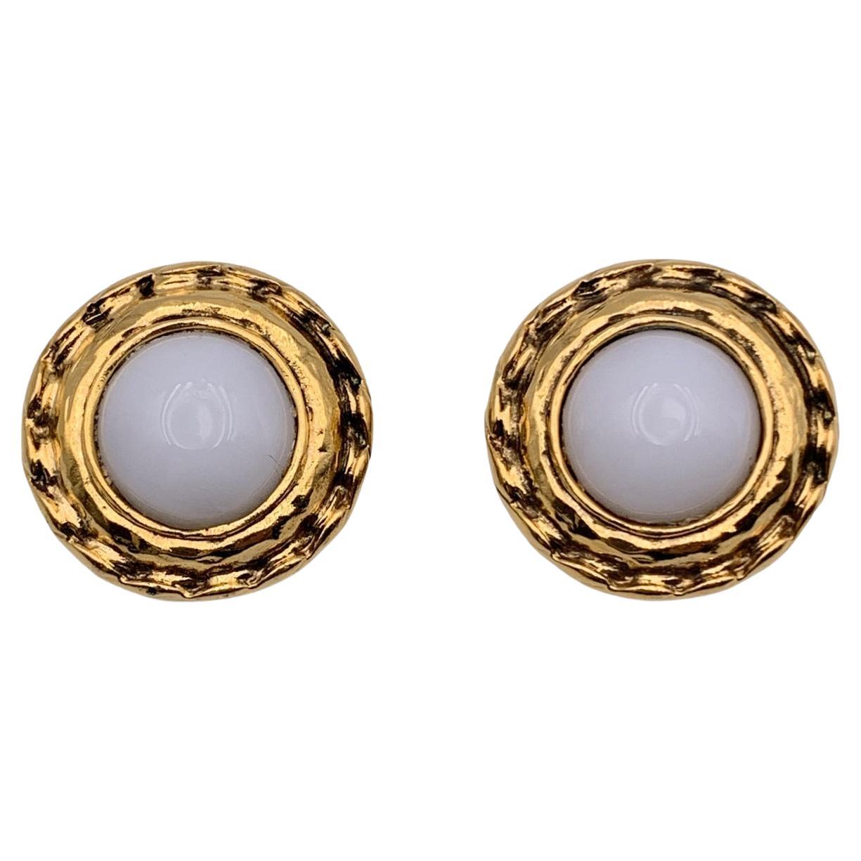 Chanel Vintage Gold Metal White Cabochons Clip On Earrings