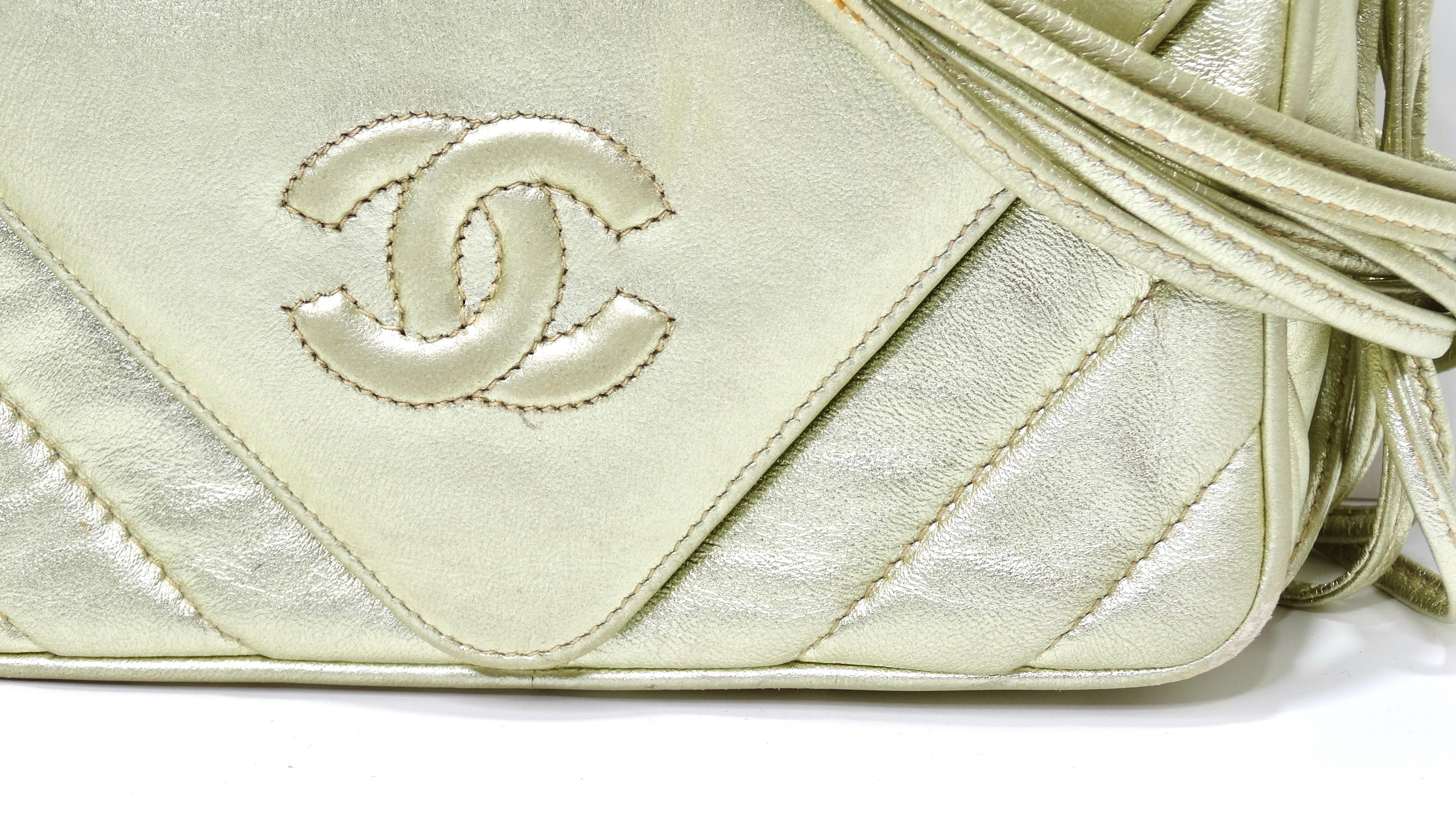 Women's or Men's Chanel Vintage Gold Metallic CC Tassel Crossbody Bag For Sale