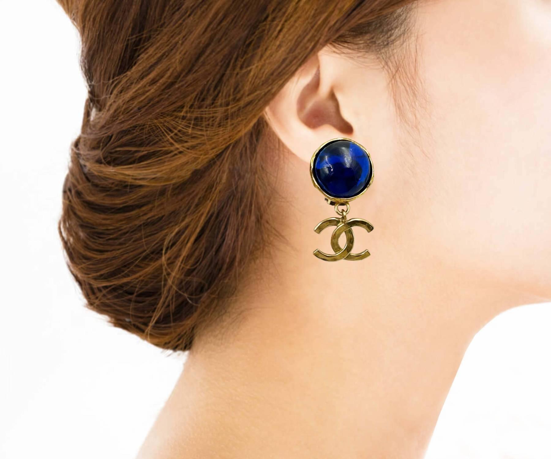 Chanel Vintage Gold Plated Blue Stone CC Dangle Clip on Earrings In Excellent Condition In Pasadena, CA