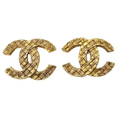 Chanel Vintage Gold Plated CC Basket Weave Small Clip on Earrings