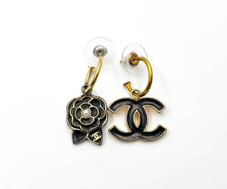 Womens Designer Chanel Anchor CC Earrings For Sale at 1stDibs
