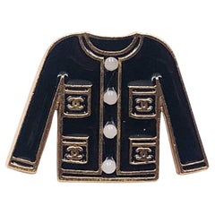 Chanel Vintage Gold Plated CC Black Enamel Jacket Pin
