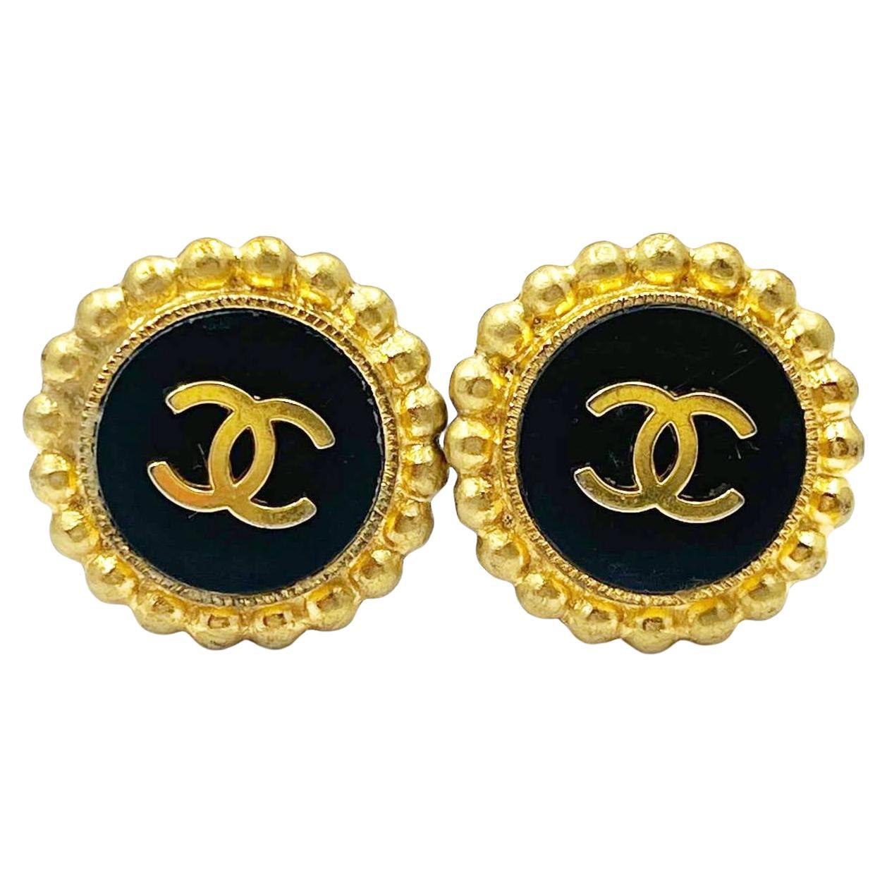 Chanel Vintage Gold Plated CC black Gold Dot Edge Clip on Earrings  For Sale