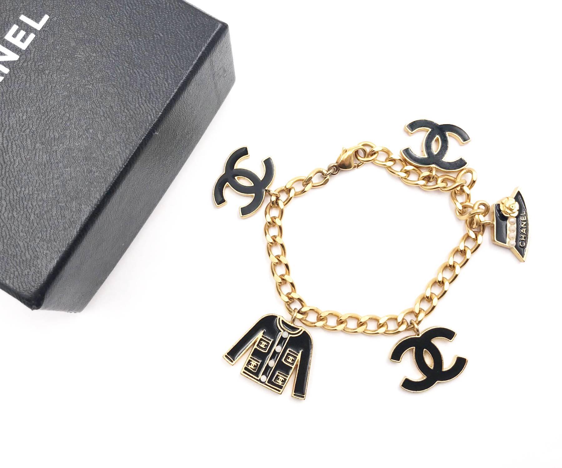 Artisan Chanel Vintage Gold Plated CC Black Hat Jacket Charm Bracelet For Sale