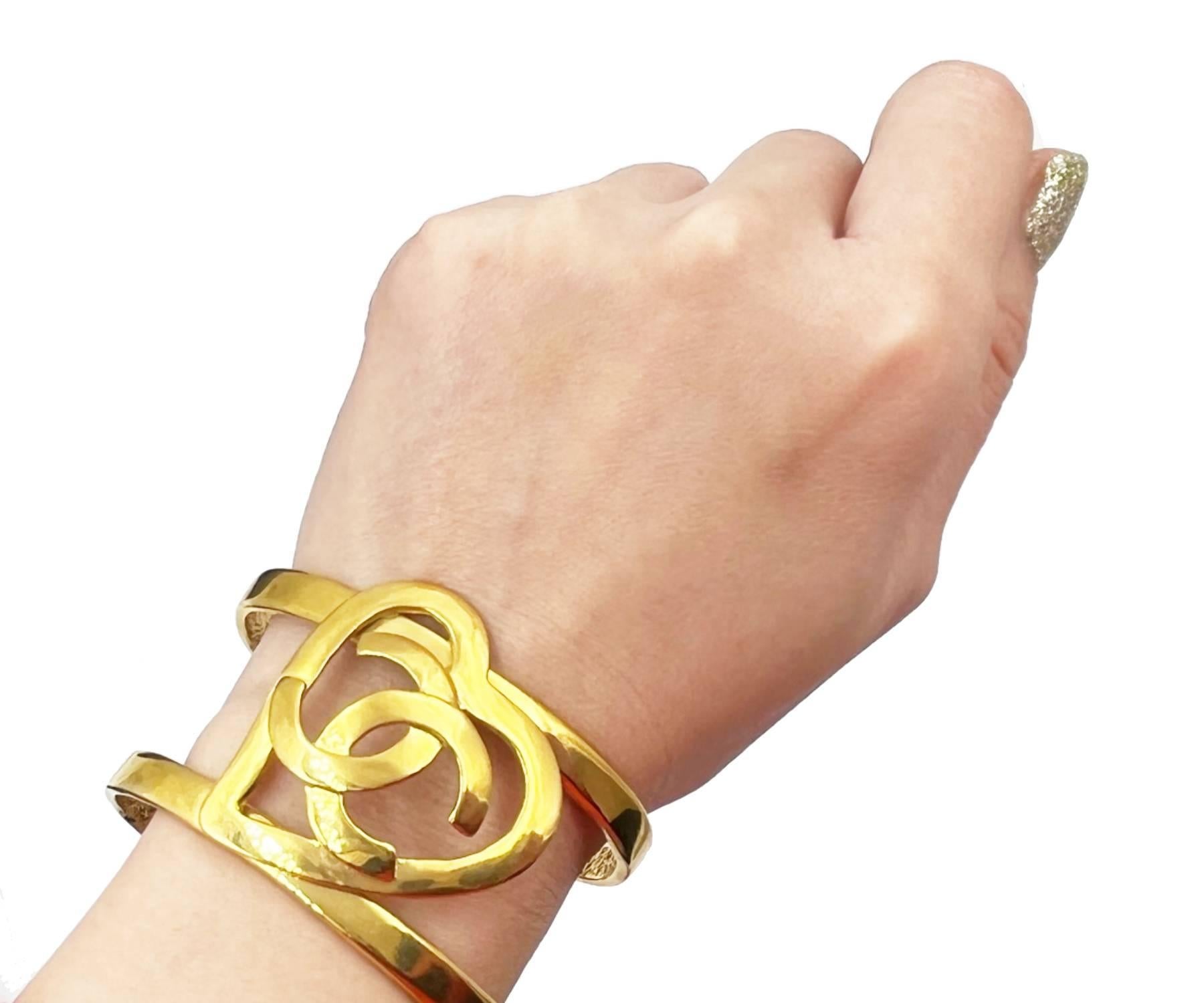 Artisan Chanel Vintage Gold Plated CC Heart Double Cuff Bracelet