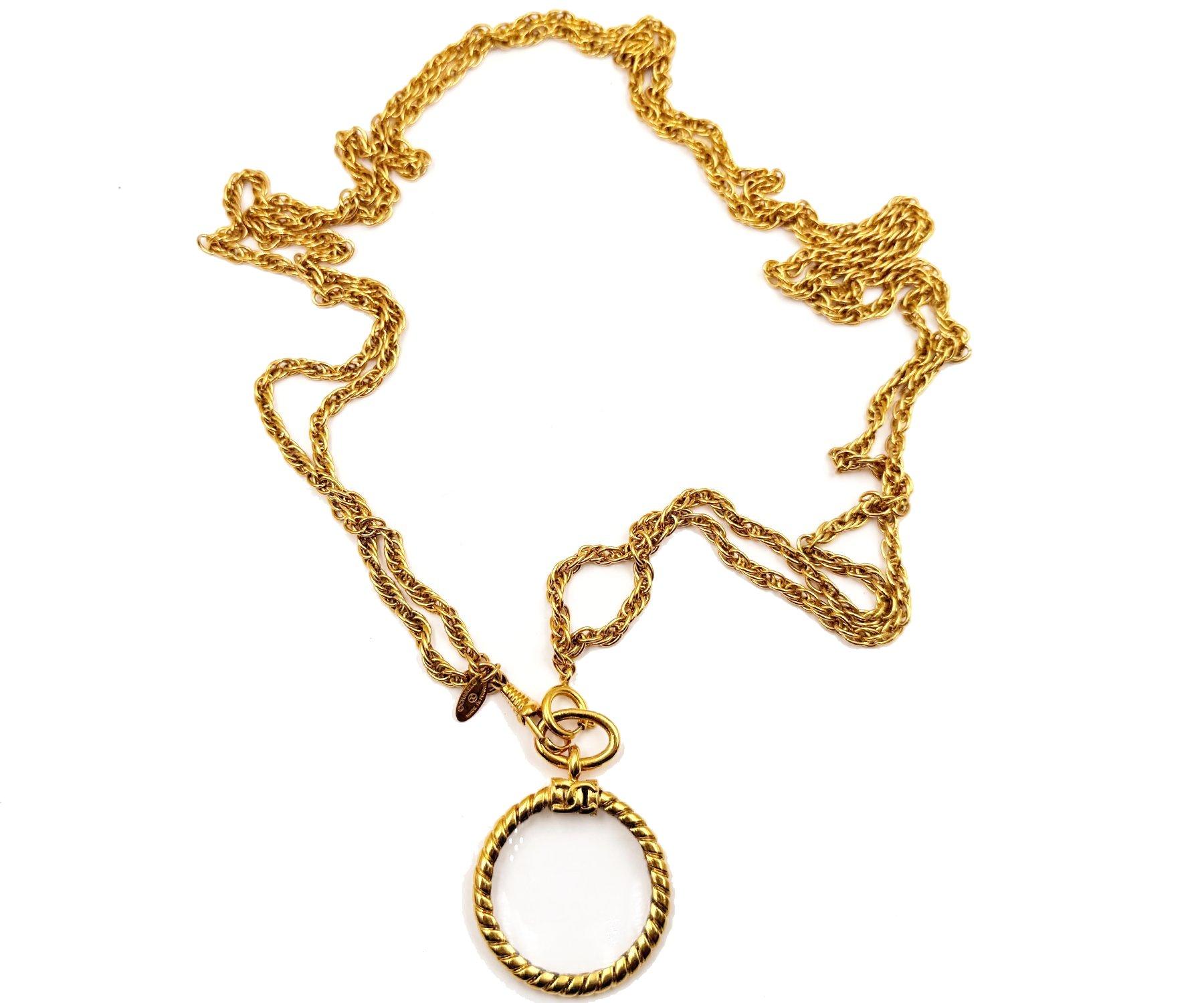 Chanel Vintage Gold Plated CC Magnifying Glass Double Chain Long Necklace In Excellent Condition In Pasadena, CA