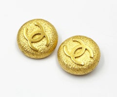 Chanel Vintage Gold Plated CC Matte Texture Large Clip on Earrings