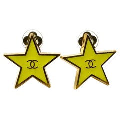 Chanel Vintage Gold Plated CC Neon Yellow Star Clip on Earrings