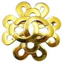 Chanel Retro Gold Plated CC Twisted Flower Brooch 