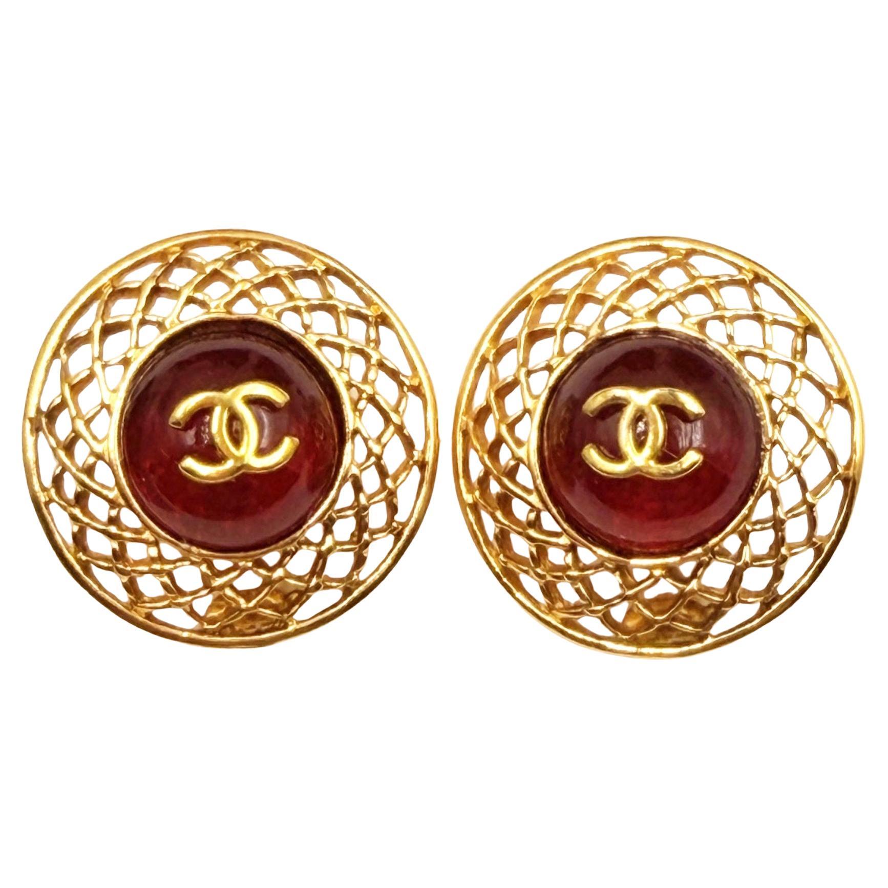 Chanel Vintage Gold Plated CC Weave Round Large Clip on Earrings