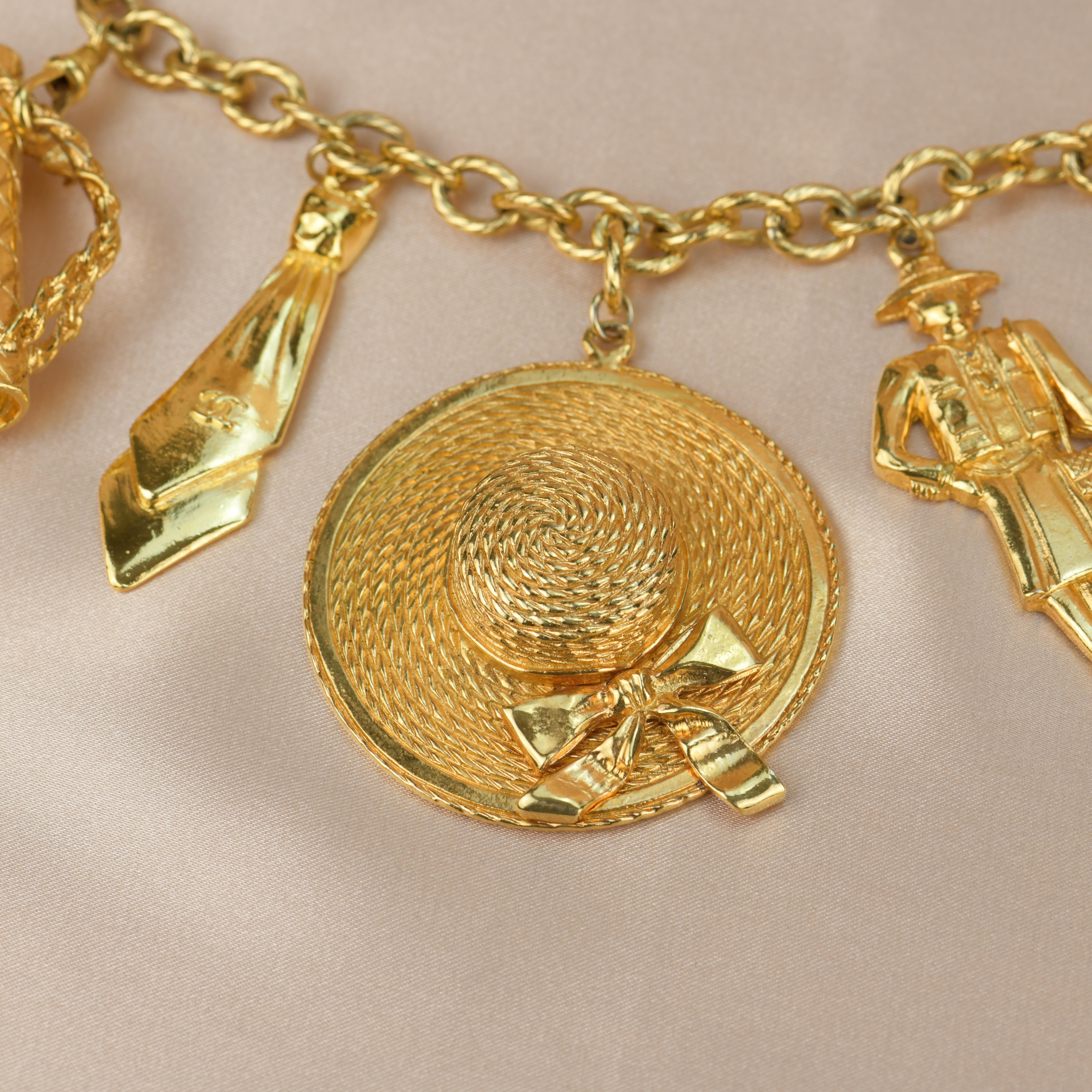 Chanel Vintage Gold Plated Chain Necklace with Six Iconic Charms In Excellent Condition For Sale In Banbury, GB