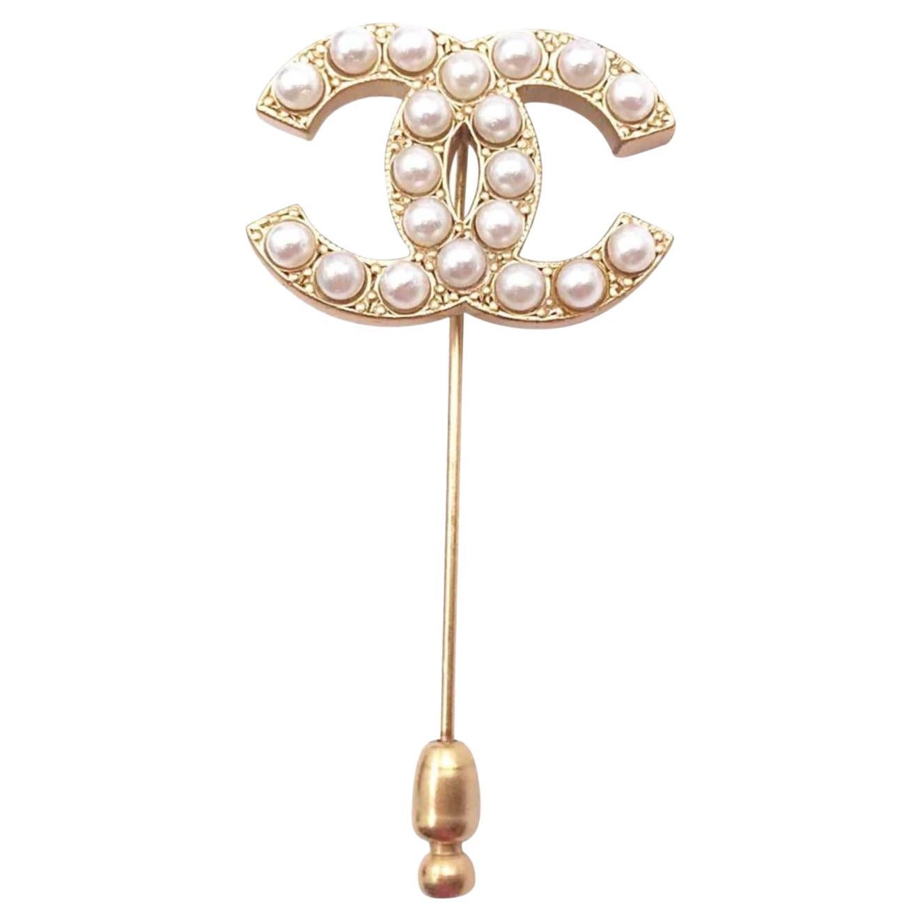 Chanel Vintage Gold Plated Classic CC Faux Pearl Large Pin 